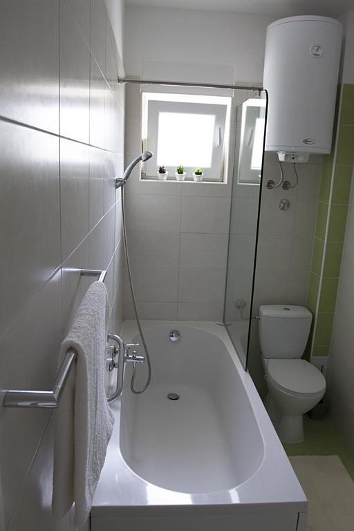Sea Stone Apartment Подстрана Екстер'єр фото